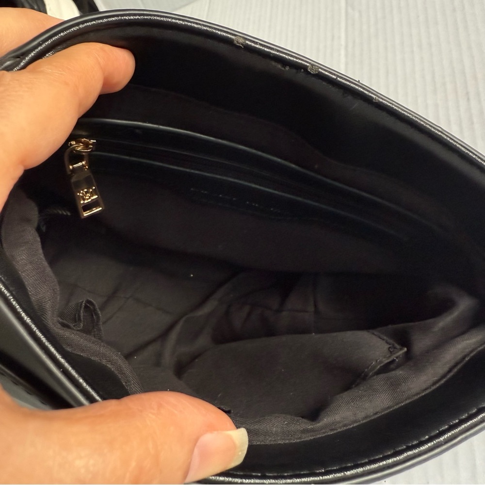 Badgley Mischka Black Shoulder Bag with Gold Ring Accent - Picture 4 of 16